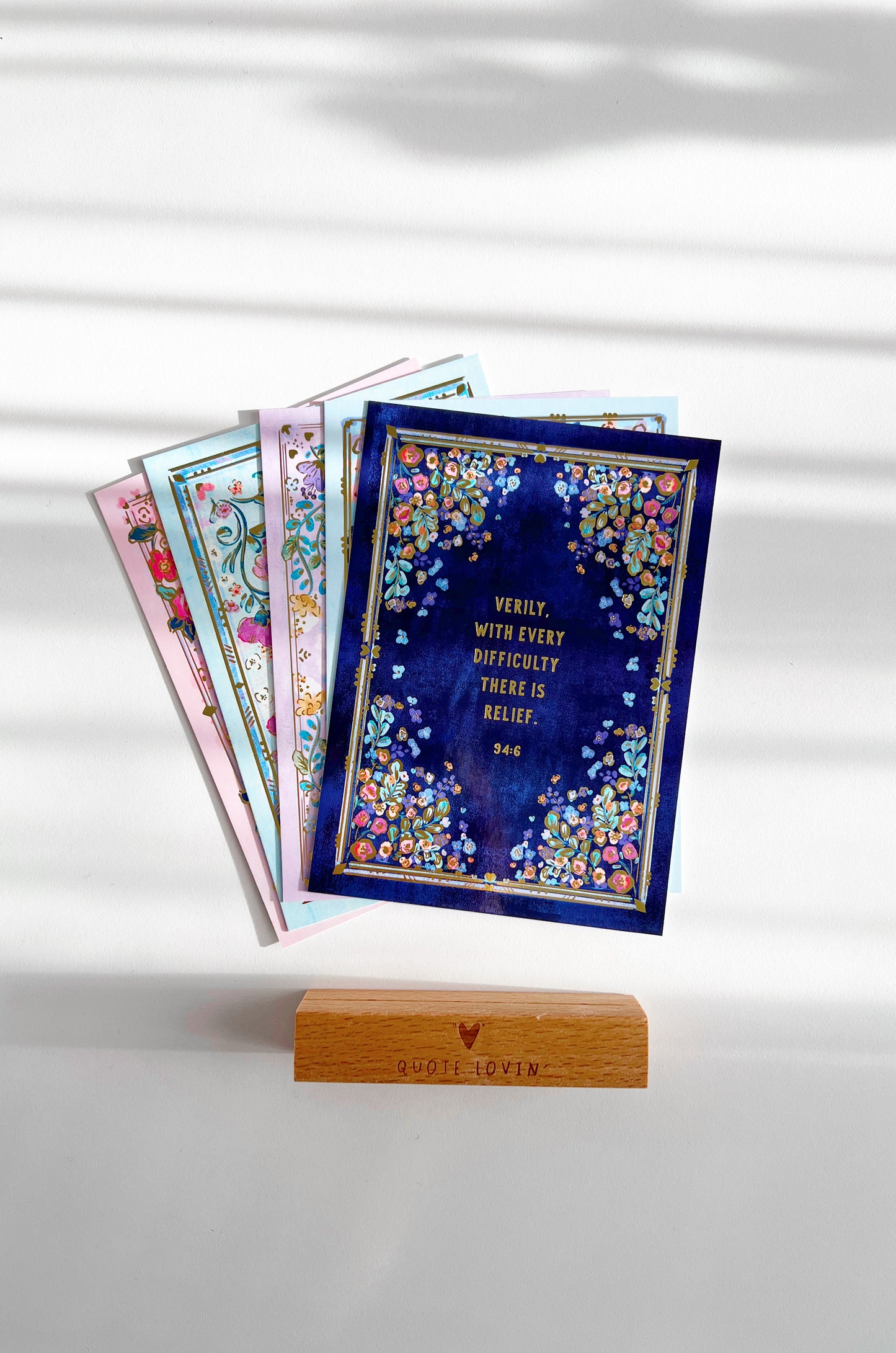 Inspiring Qur'an Prints with Stand and Gift Box | Floral and Gold Foil