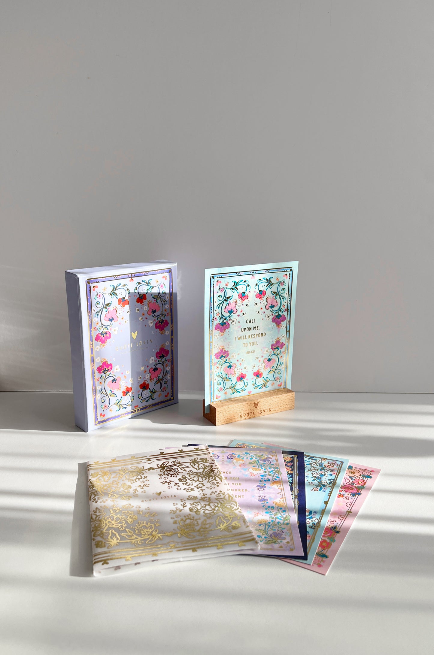 Inspiring Qur'an Prints with Stand and Gift Box | Floral and Gold Foil